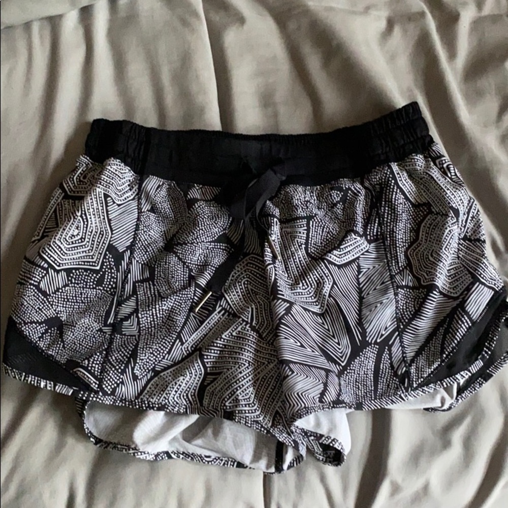 Lululemon shorts size 4!